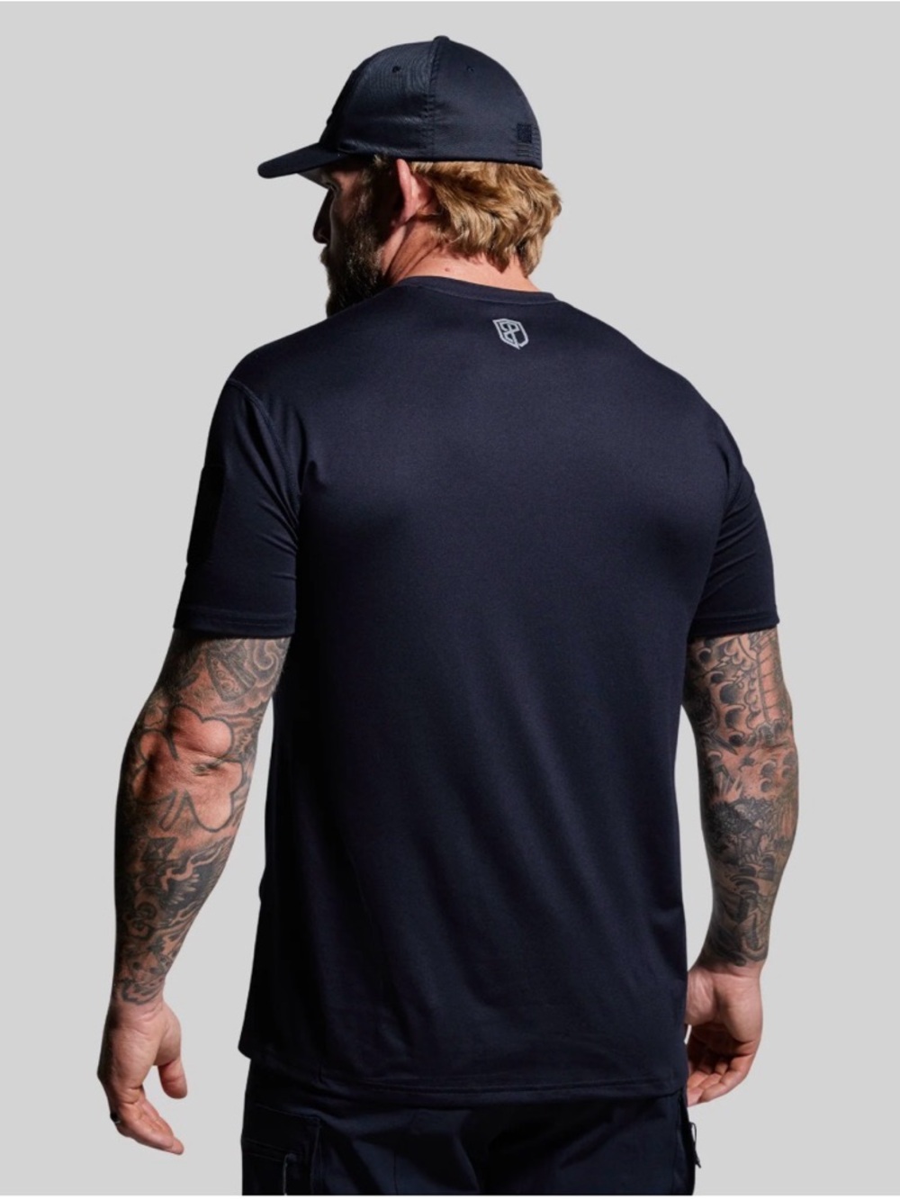 Born Primitive Men's Athletic lightweight Short Sleeve perforated mesh size M